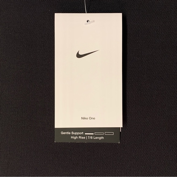 NIKE One — High Waisted 7/8 Leggings w/ Pockets SMALL Lilac Purple - NWT - Picture 7 of 14